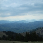 Hiking on Asau Peak near Damuc