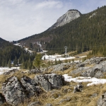 Route in Cheile Bicazului: Bicajel Valley – Cherecului Stone